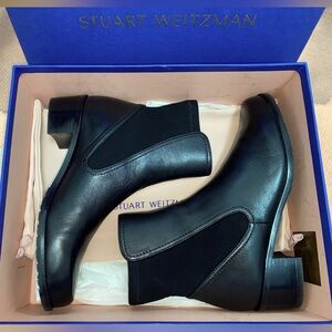 Stuart Weitzman Women's Lynelle Booties in size 5.5